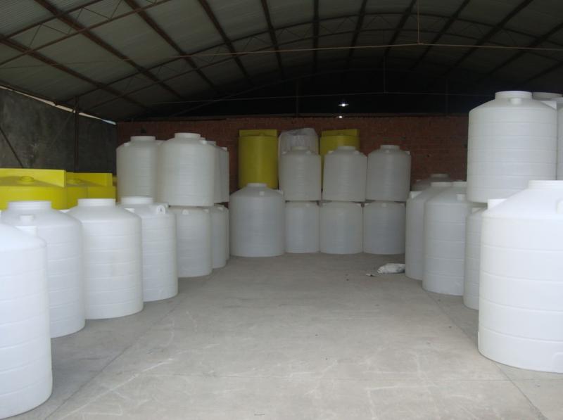 聚乙烯儲罐價錢: 聚乙烯儲罐價錢: