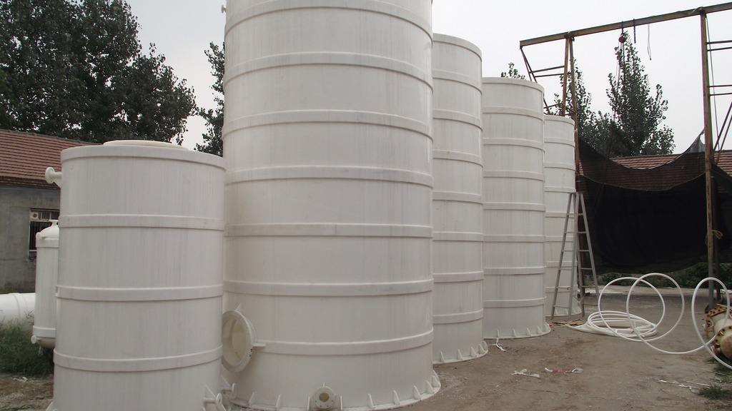 鹽酸儲(chǔ)罐解決常見(jiàn)故障的辦法都有哪些呢? 鹽酸儲(chǔ)罐解決常見(jiàn)故障的辦法都有哪些呢?