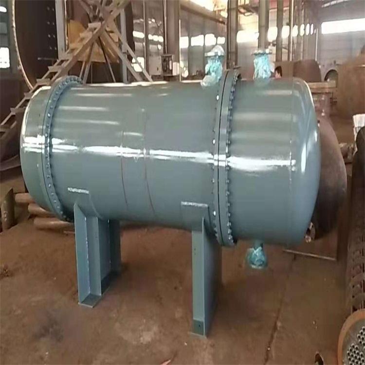 聚丙烯儲(chǔ)罐特點(diǎn): 聚丙烯儲(chǔ)罐特點(diǎn):