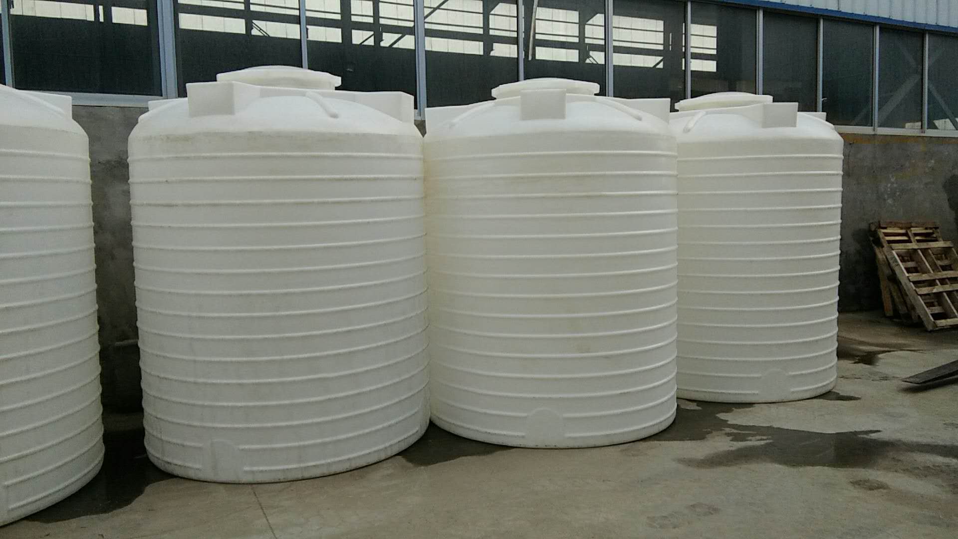 塑料水塔儲水罐基本介紹 塑料水塔儲水罐基本介紹